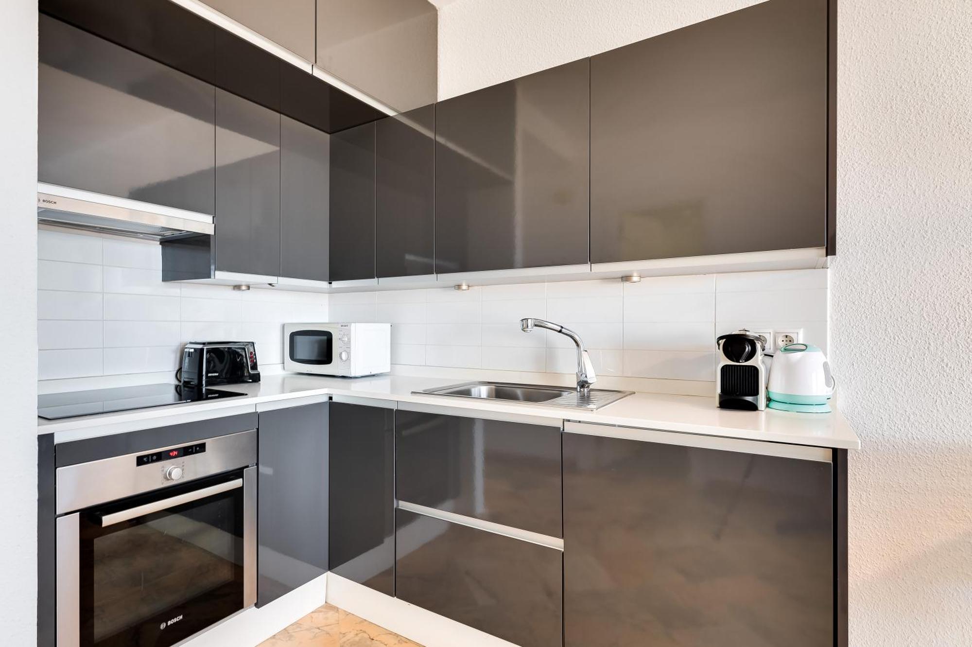 Front Line Beach Studio Apartment Marbella Zewnętrze zdjęcie